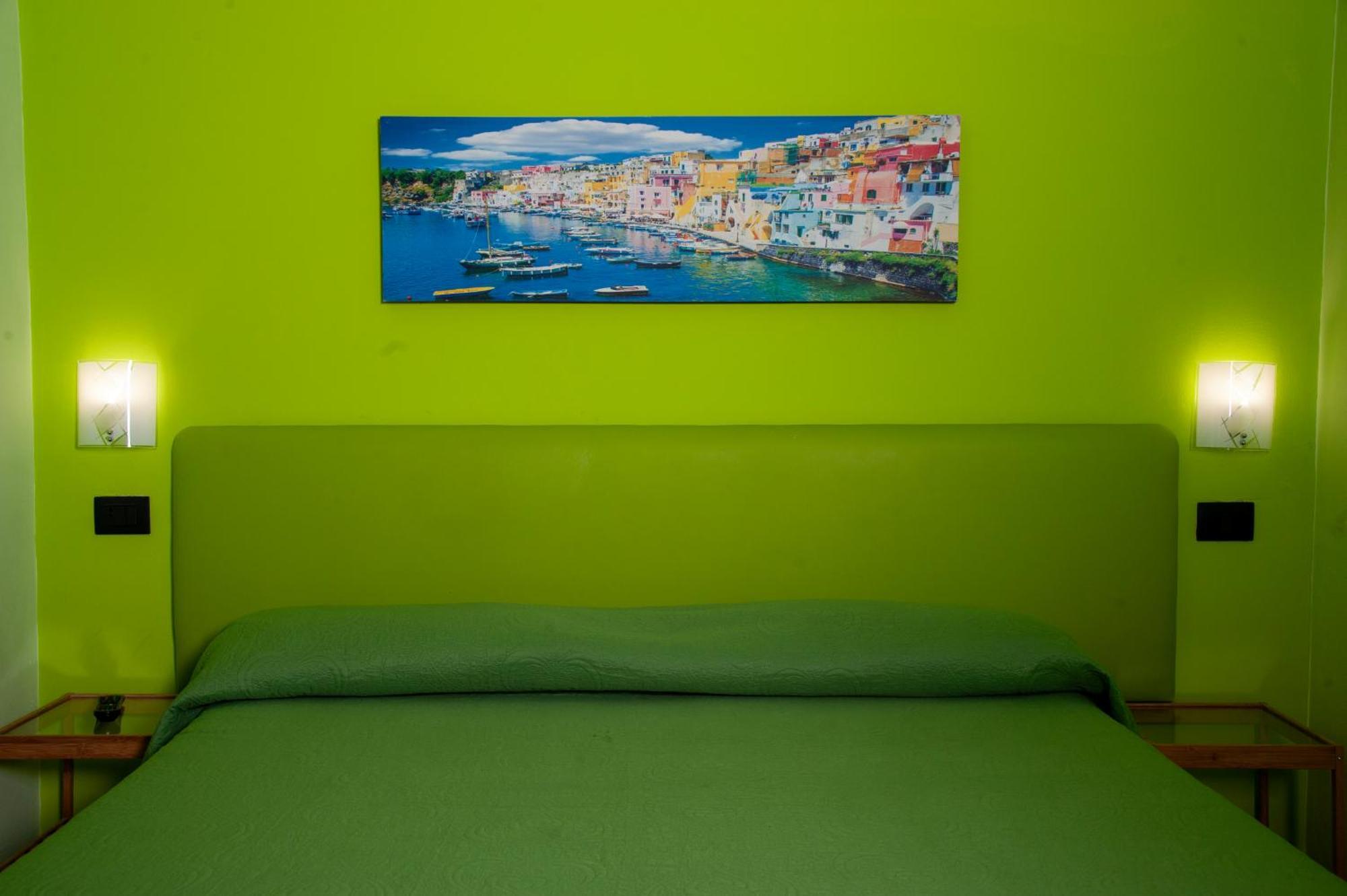 נאפולי Palazzo Carafa Della Spina Room And Apartment מראה חיצוני תמונה